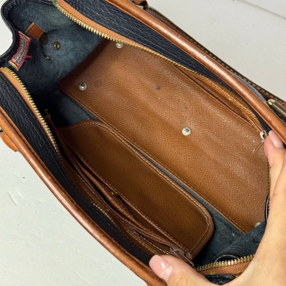 Dooney & Bourke Black Pebbled Leather Double Handle Satchel Bag -VTG Made in USA - Picture 10 of 14